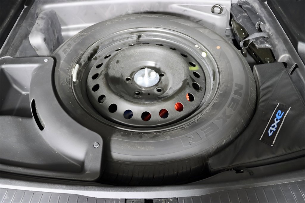 Used 2022 Jeep Grand Cherokee Limited 4xe image 13