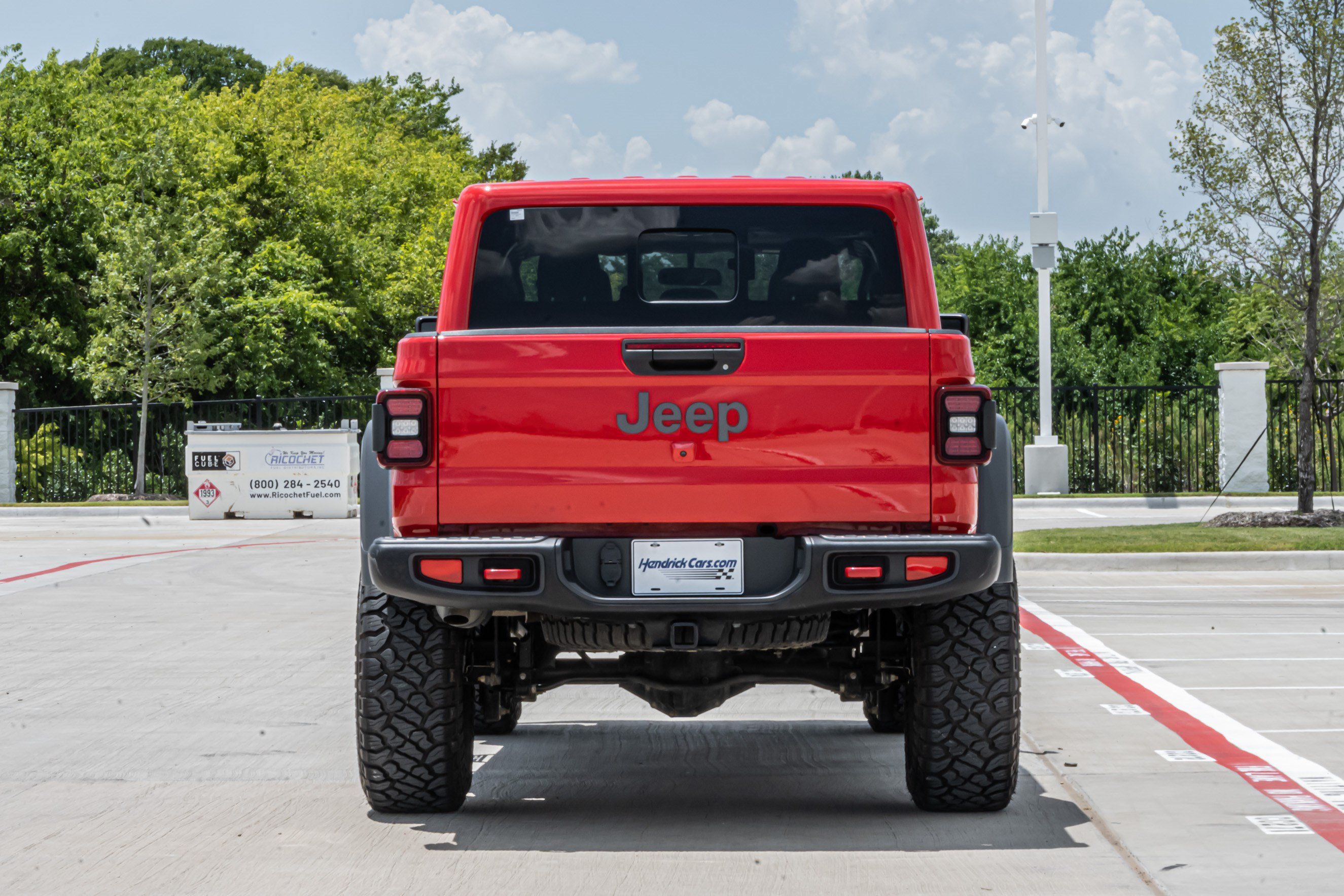 Used 2021 Jeep Gladiator Rubicon w/ LED Lighting Group AWD/4WD image 8