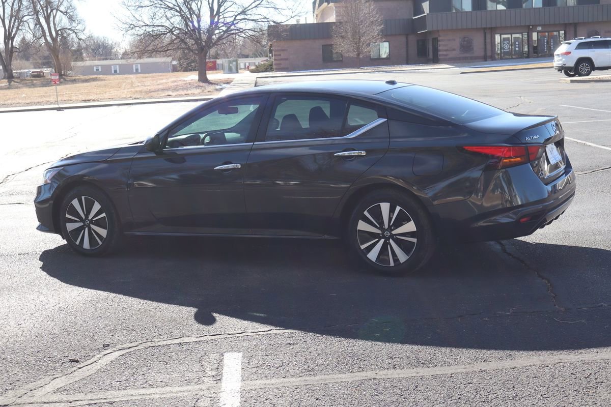 Used 2022 Nissan Altima 2.5 SV image 8