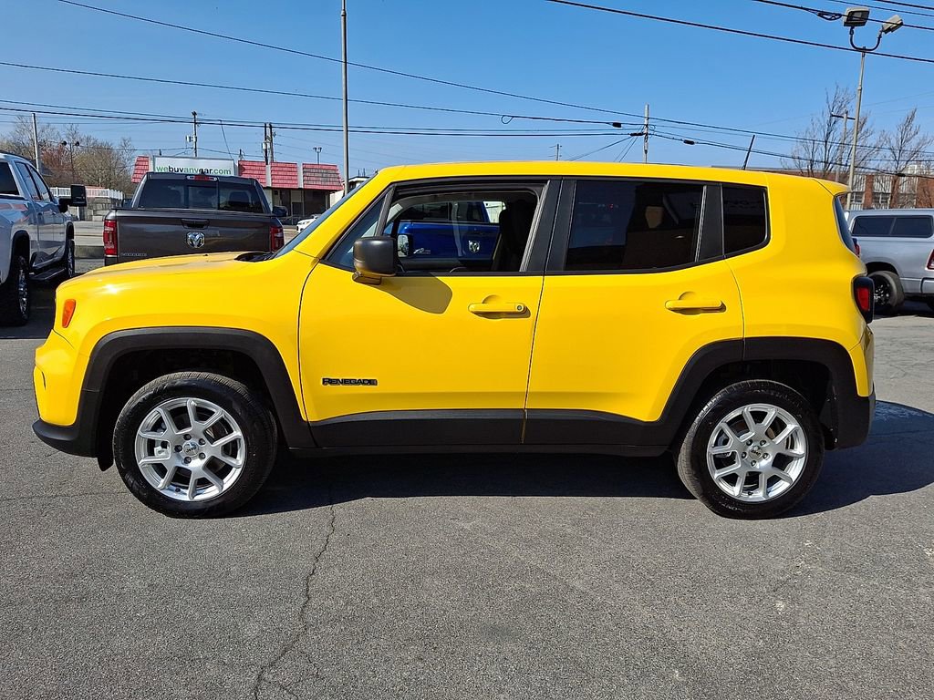 Used 2023 Jeep Renegade Latitude image 9