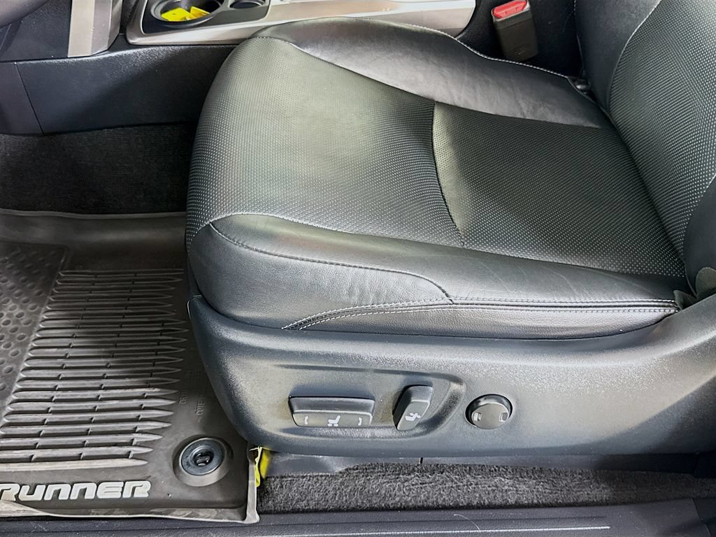 Certified 2019 Toyota 4Runner Limited AWD/4WD image 21