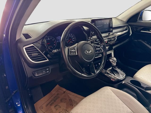 Used 2021 Kia Seltos EX image 10