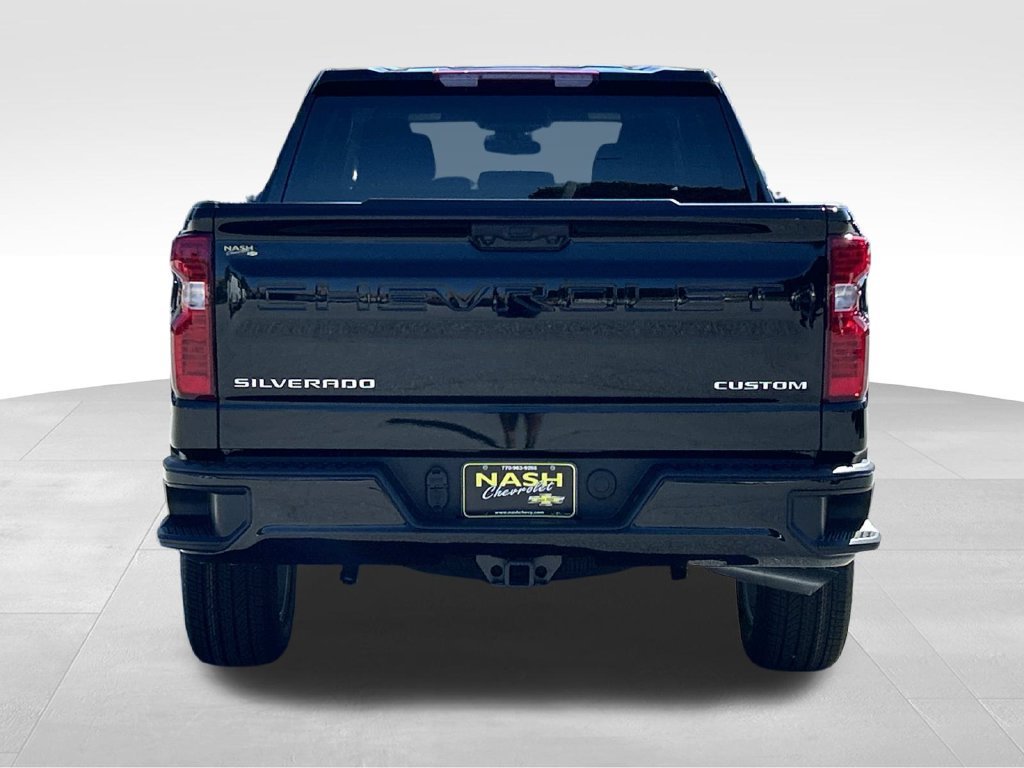 New 2026 Chevrolet Silverado 1500 Custom RWD image 4