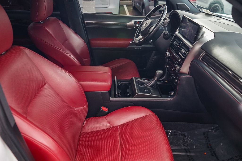 Used 2023 Lexus GX 460 Luxury w/ Sport Design Package image 17