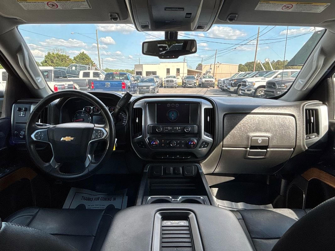 Used 2016 Chevrolet Silverado 2500 LTZ image 32