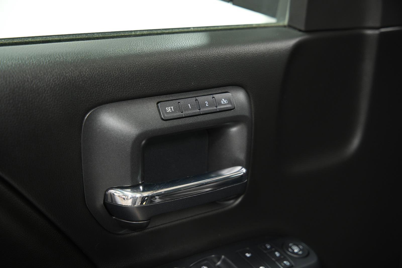 Used 2017 Chevrolet Silverado 1500 LTZ w/ Sport Package image 24