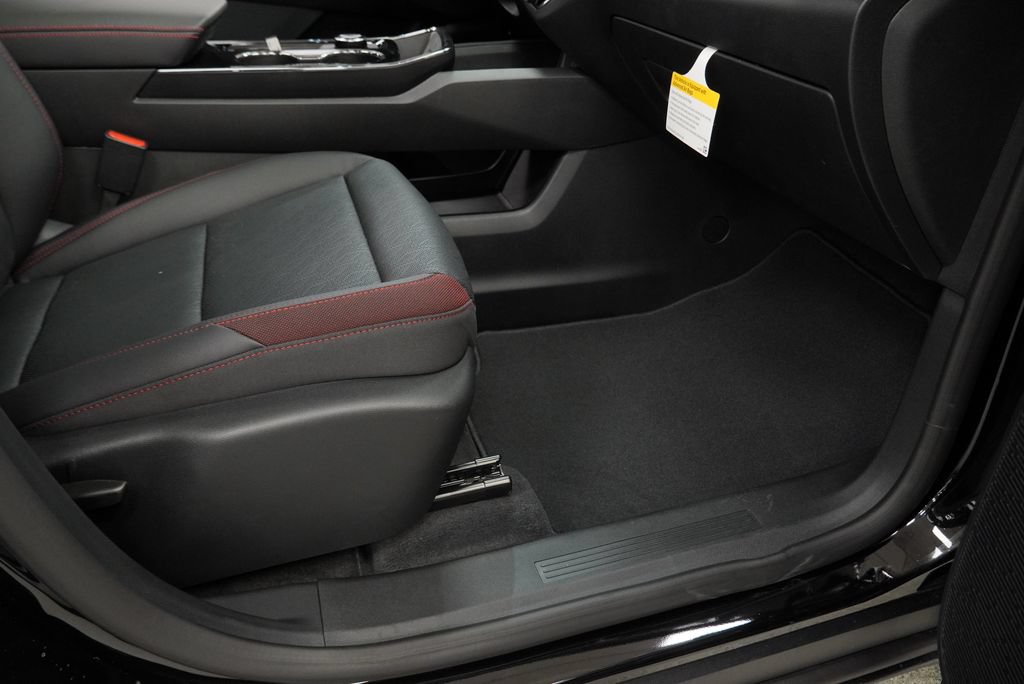 New 2027 Chevrolet Equinox RS AWD/4WD image 32