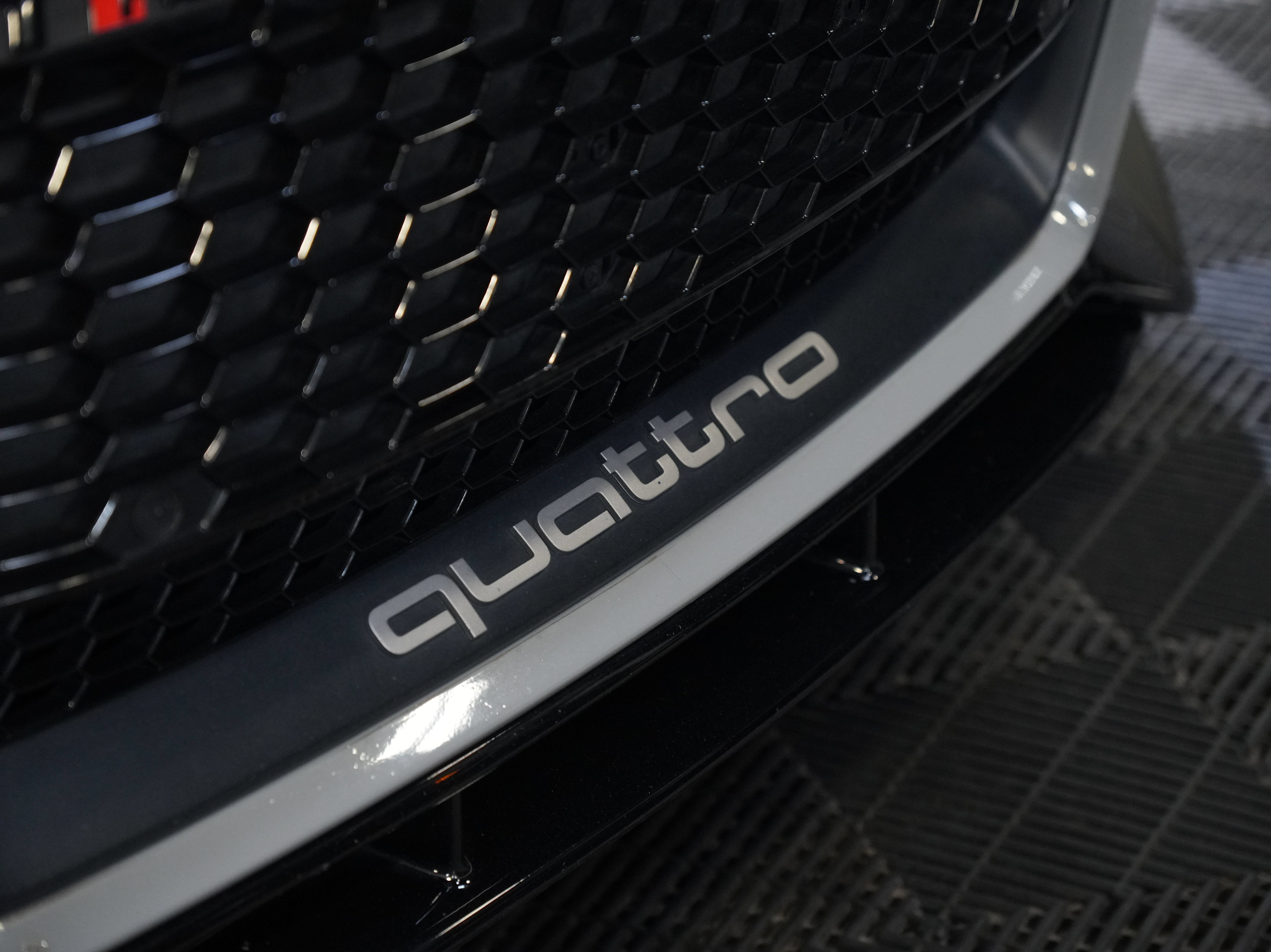 Used 2019 Audi TT RS w/ Technology Package AWD/4WD image 14