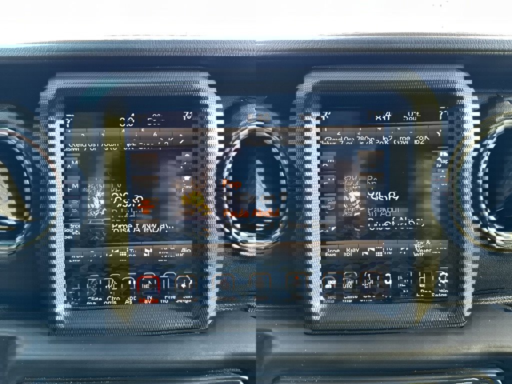 Used 2020 Jeep Wrangler Unlimited Rubicon w/ Quick Order Package 28Y Recon image 16