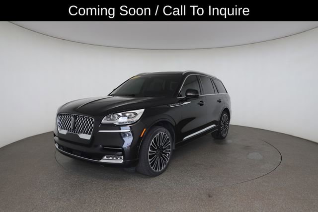 Used 2023 Lincoln Aviator Black Label AWD/4WD image 2