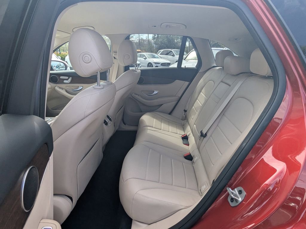 Certified 2022 Mercedes-Benz GLC 300 4MATIC w/ Multimedia Package Lite image 24