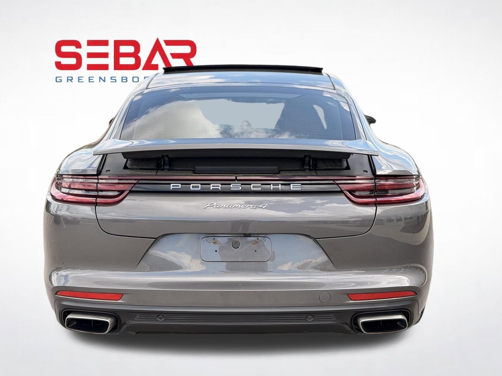 Used 2018 Porsche Panamera 4 image 18