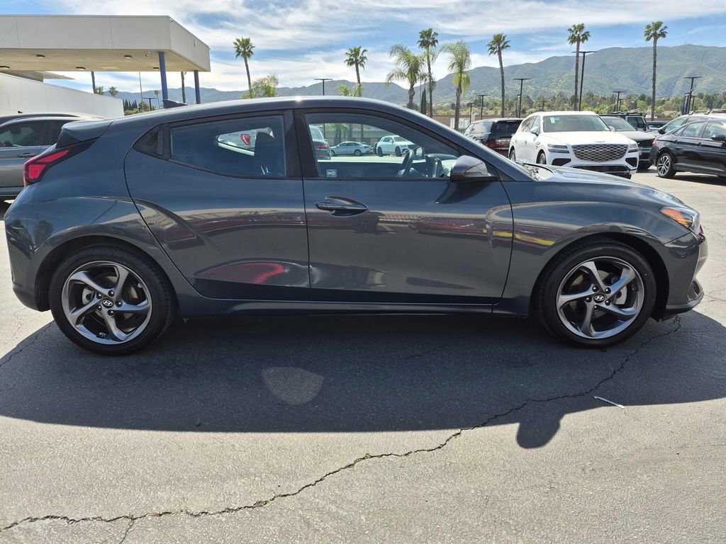 Used 2019 Hyundai Veloster 2.0 image 8