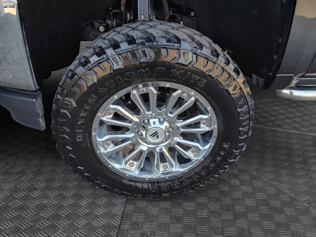 Used 2018 Chevrolet Silverado 1500 LTZ w/ Texas Edition image 23