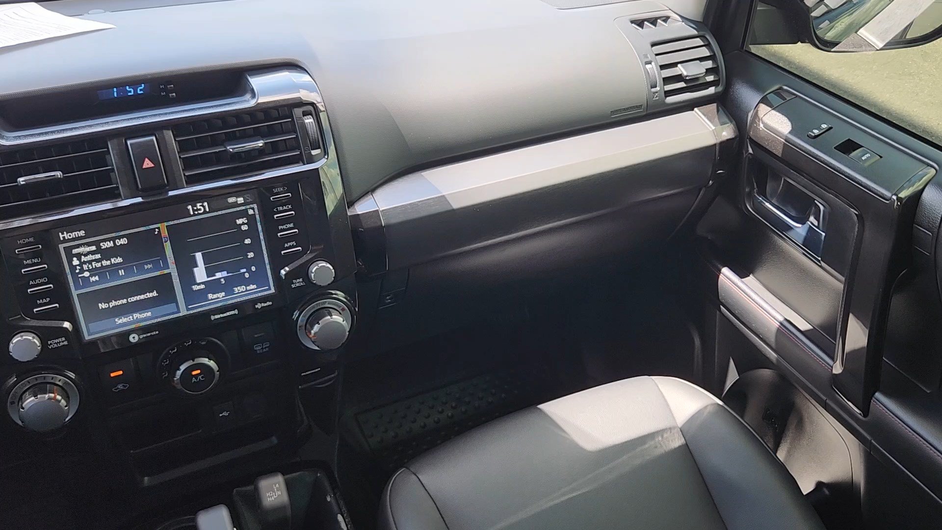 Used 2024 Toyota 4Runner TRD Off-Road Premium AWD/4WD image 6