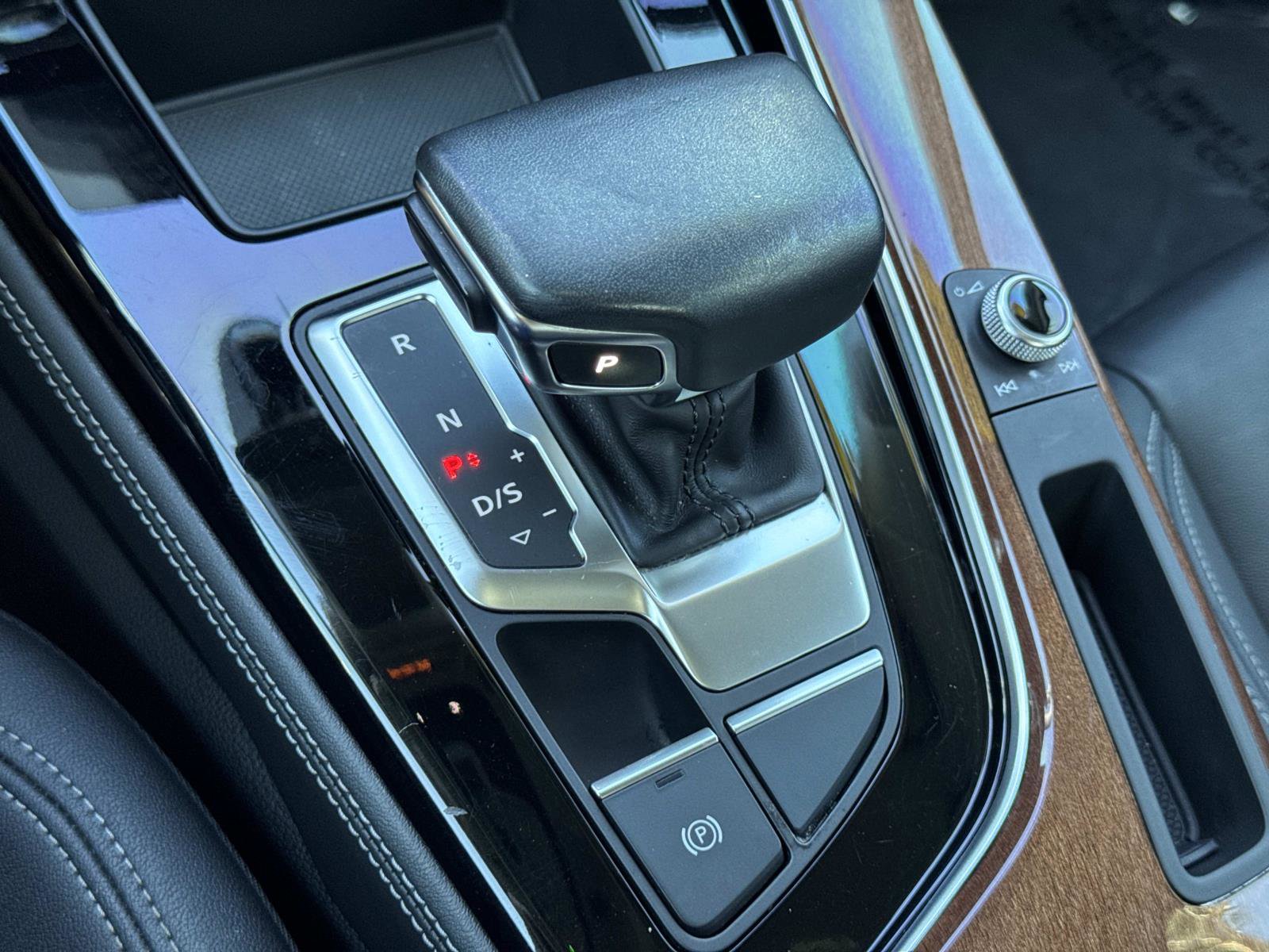 Used 2022 Audi A4 2.0T Premium Plus w/ Premium Plus Package image 29