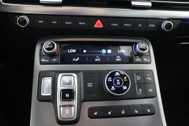 Used 2024 Hyundai Palisade Calligraphy image 15