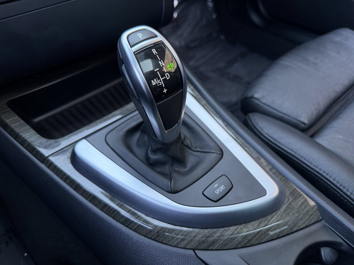 Used 2012 BMW 135i Coupe RWD image 16