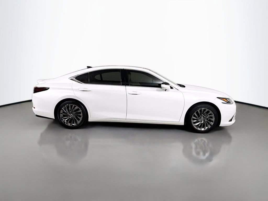 Certified 2024 Lexus ES 350 Ultra Luxury w/ Accessory Package (Z2) FWD image 4