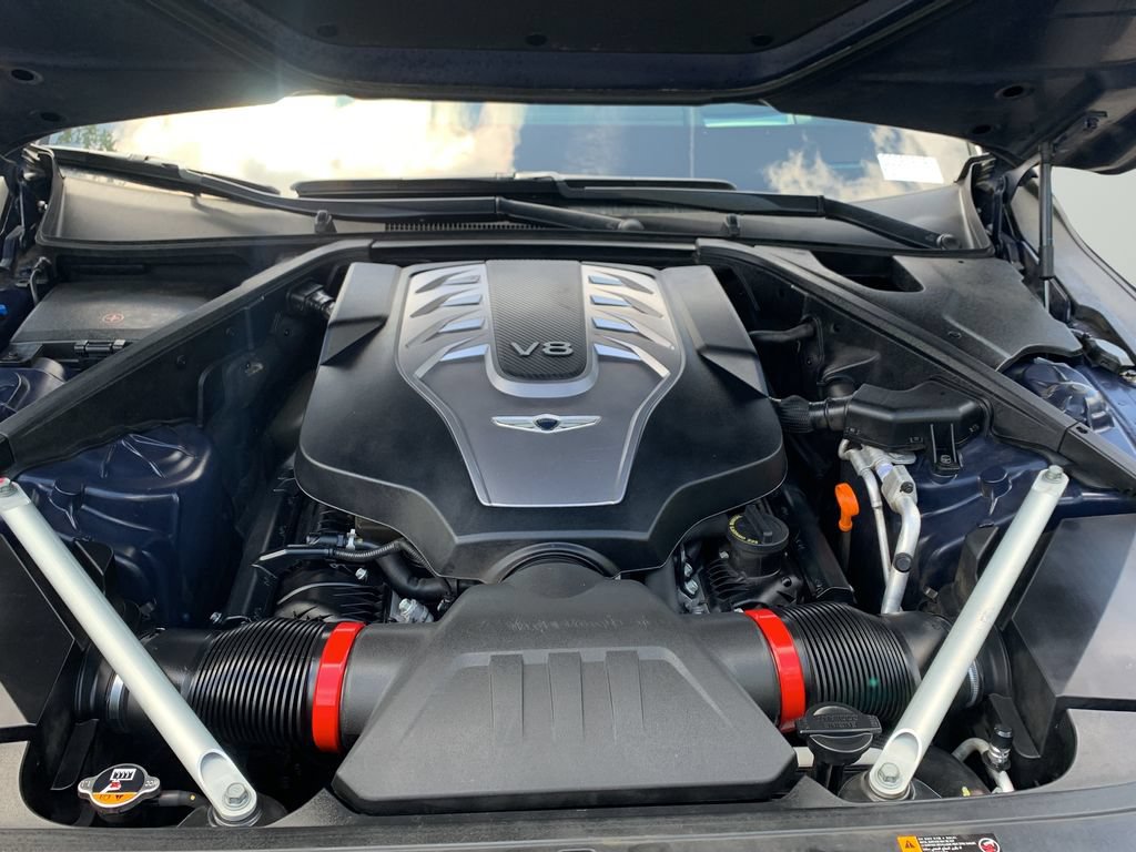 Used 2022 Genesis G90 5.0 Ultimate RWD image 9