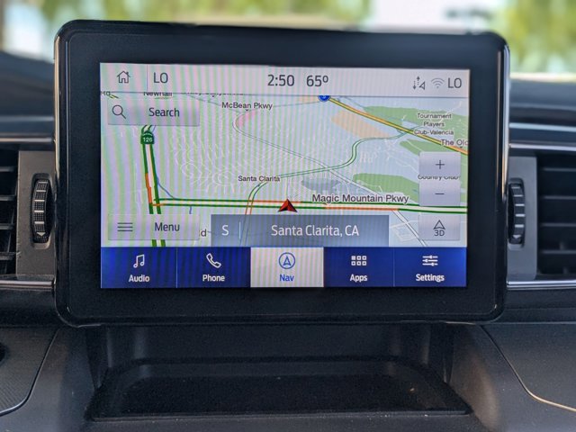 Used 2022 Ford Explorer XLT w/ Equipment Group 202A image 13