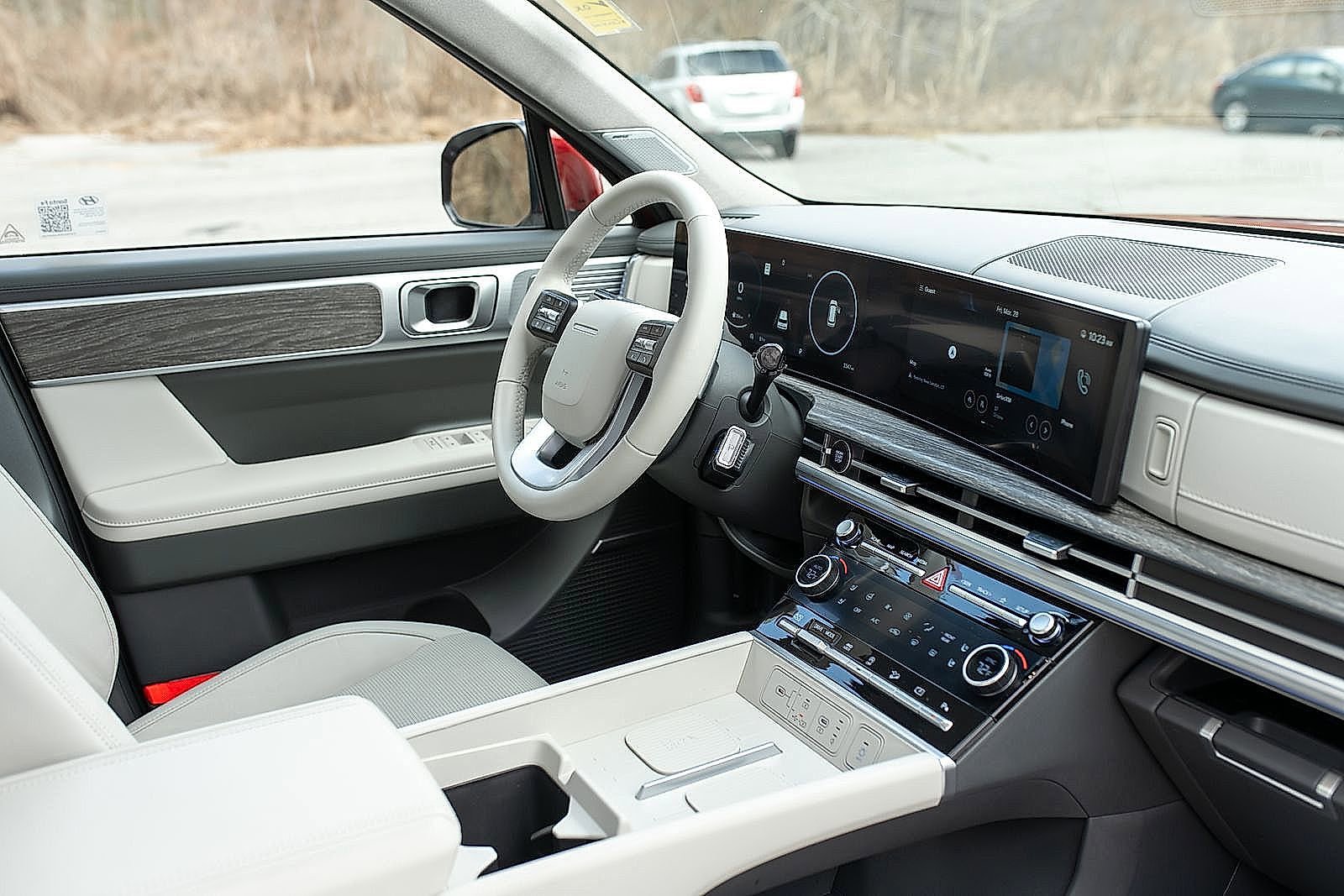 Used 2024 Hyundai Santa Fe Limited image 31