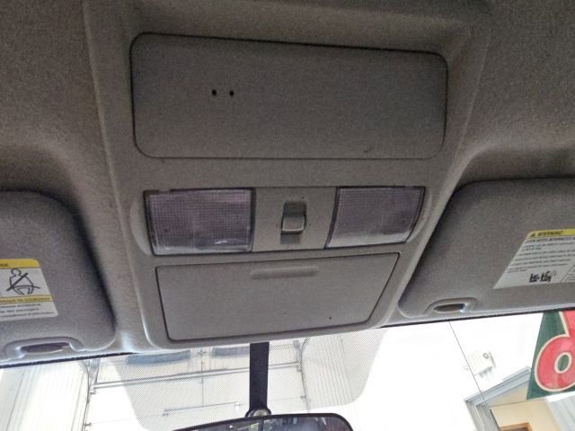Used 2016 Nissan Frontier SV image 17