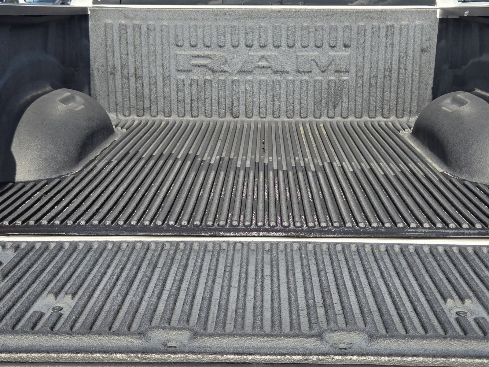 Used 2021 RAM 1500 Laramie image 34
