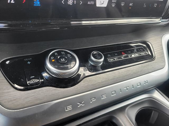 Used 2025 Ford Expedition Max Platinum image 29