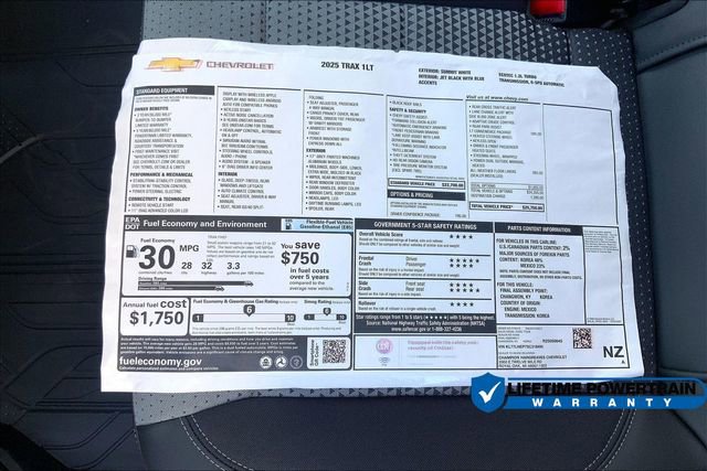New 2025 Chevrolet Trax LT w/ Driver Confidence Package FWD image 15