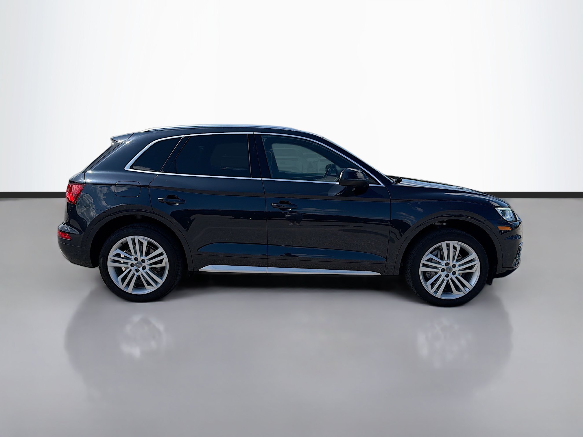 Used 2020 Audi Q5 2.0T Premium Plus AWD/4WD image 6
