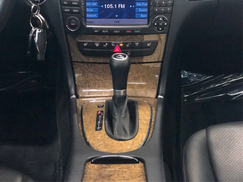 Used 2008 Mercedes-Benz E 350 Sedan image 27