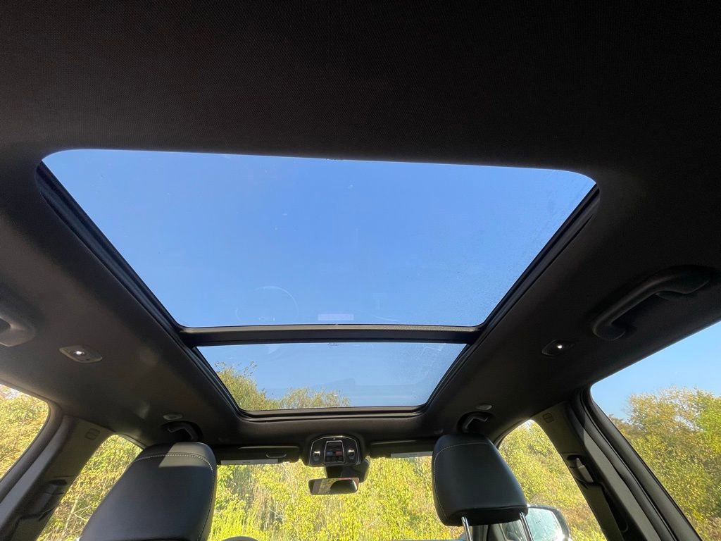 New 2025 Jeep Grand Cherokee L Altitude image 24