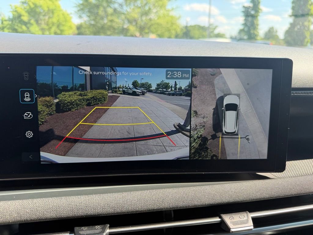 Used 2025 Hyundai Tucson Limited image 14