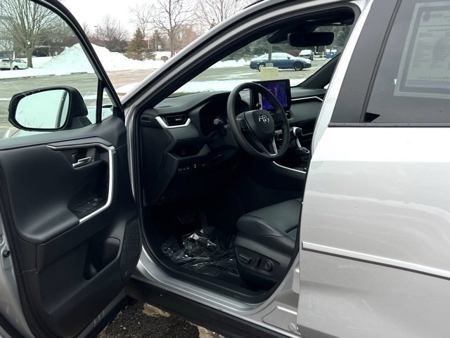 Used 2024 Toyota RAV4 XSE image 15
