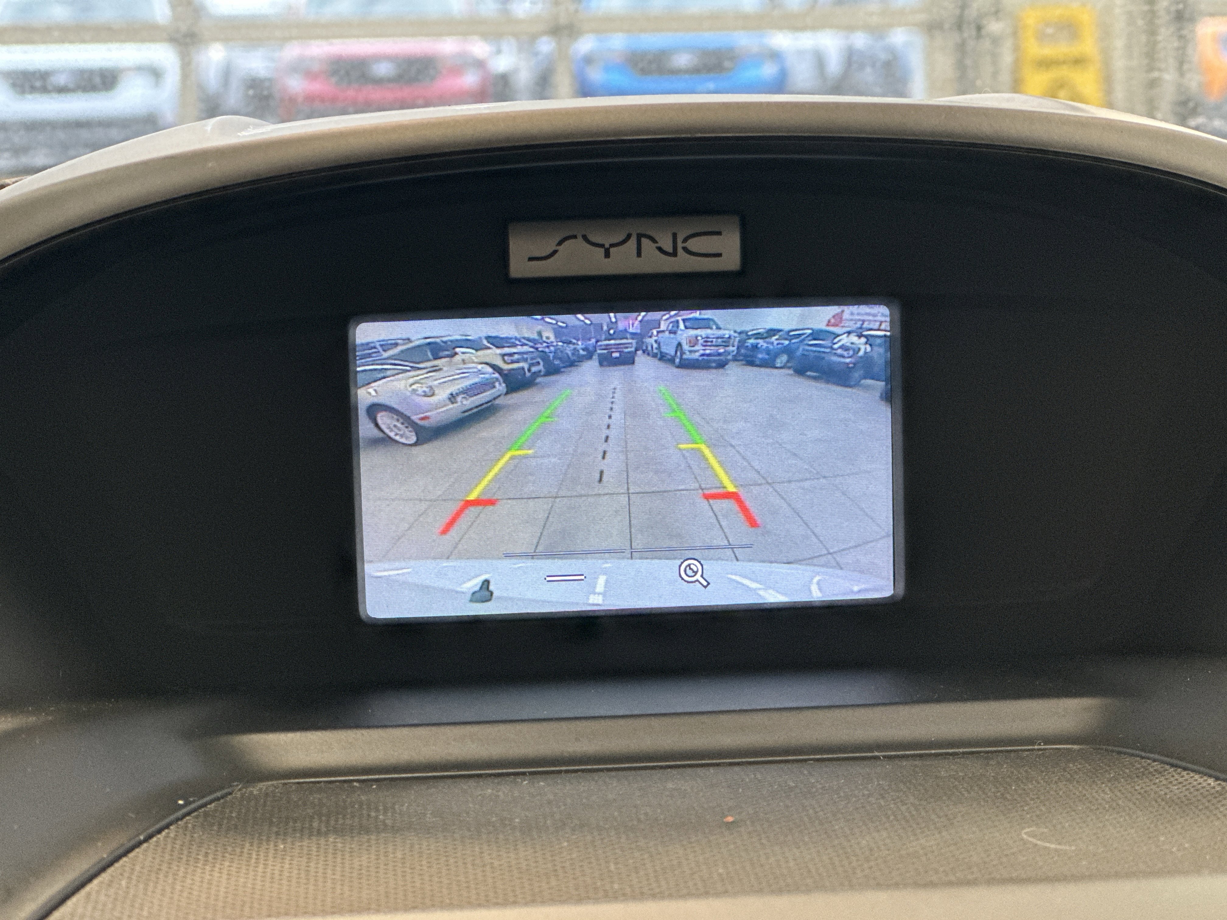 Used 2018 Ford C-MAX SE w/ Cold Weather Package image 21