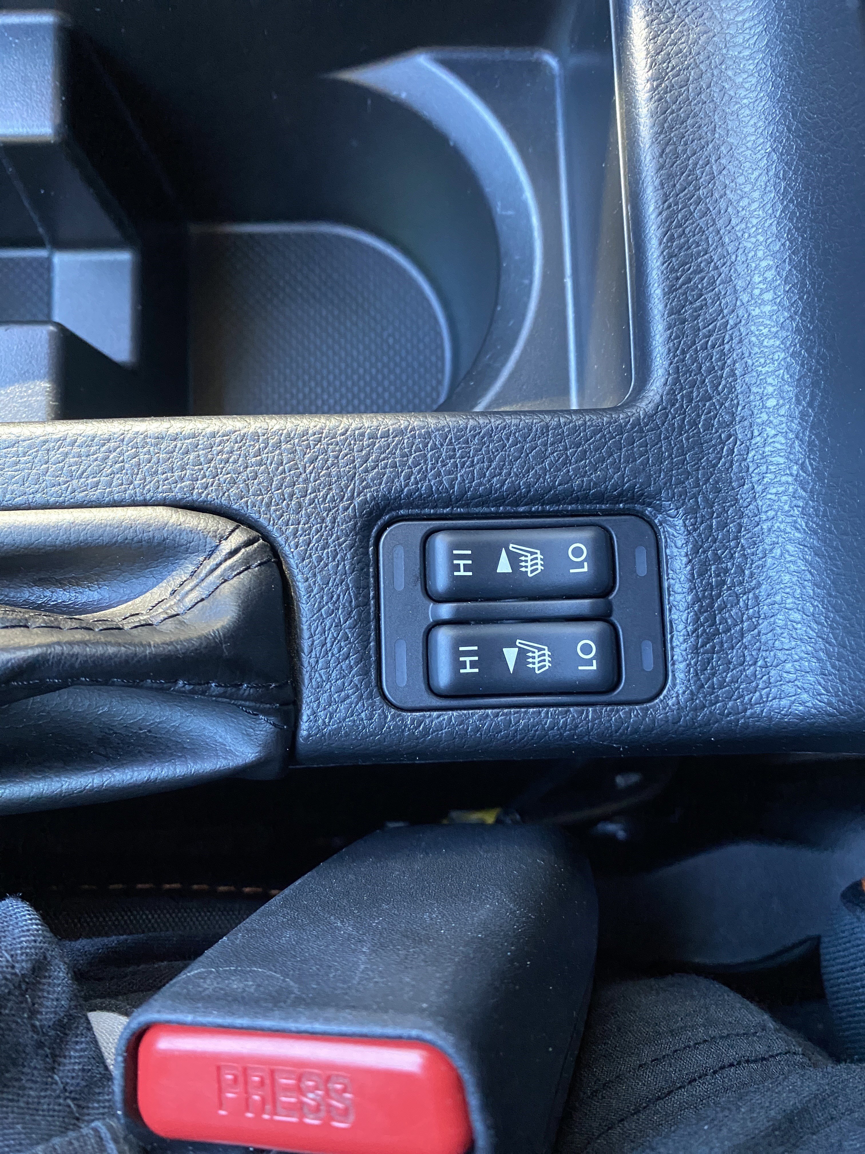 Used 2016 Subaru Crosstrek 2.0i Premium w/ Moonroof Package image 30