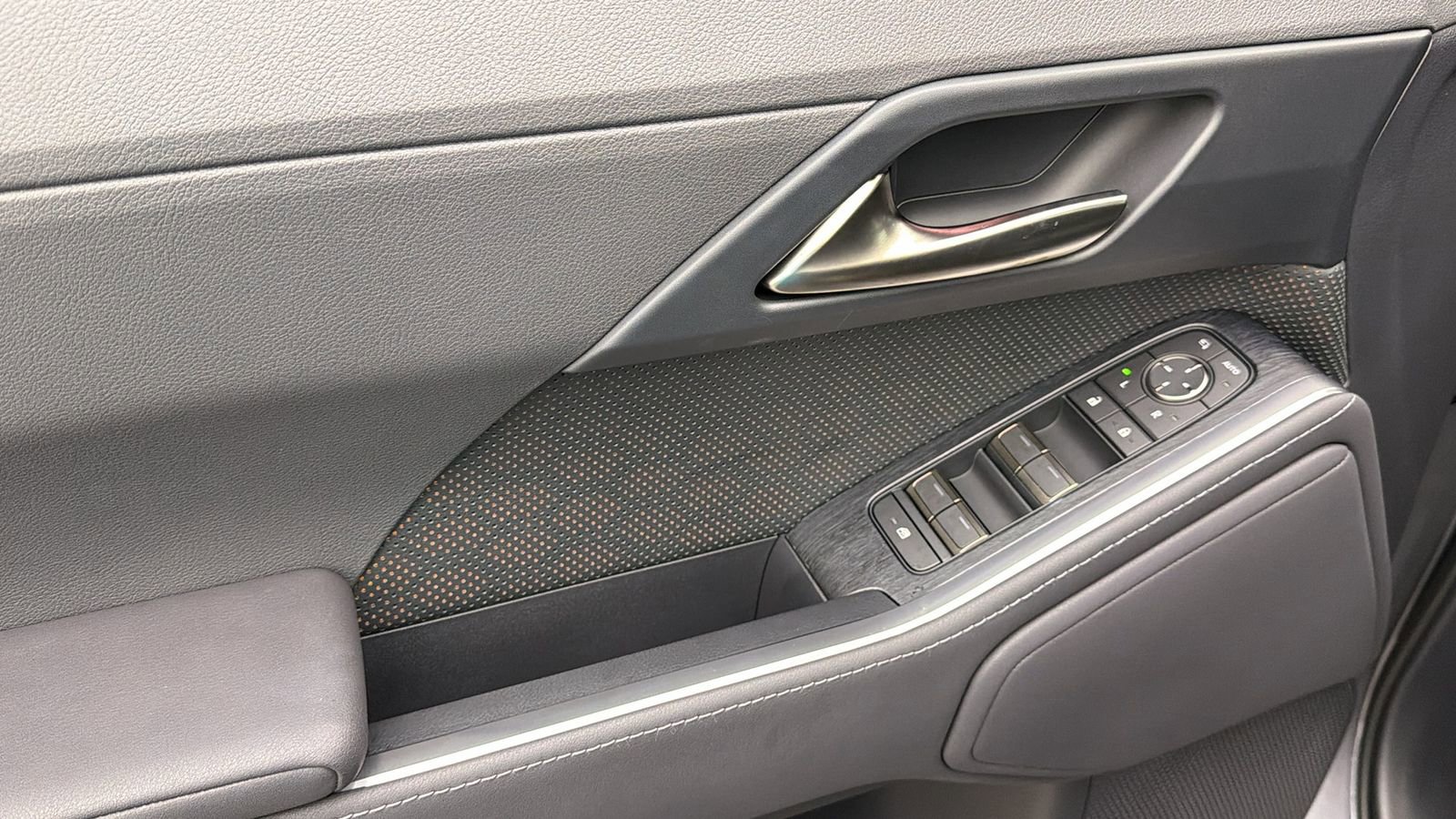 Used 2026 Lexus GX 550 w/ Accessory Package (2T) image 31