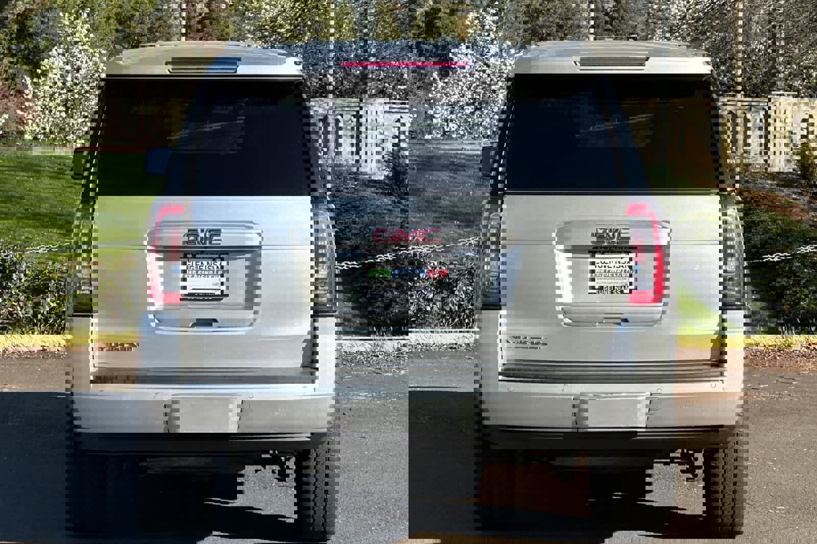 Used 2019 GMC Yukon SLT image 7