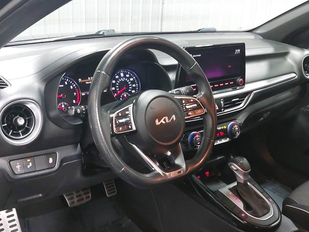 Used 2022 Kia Forte GT-Line image 15