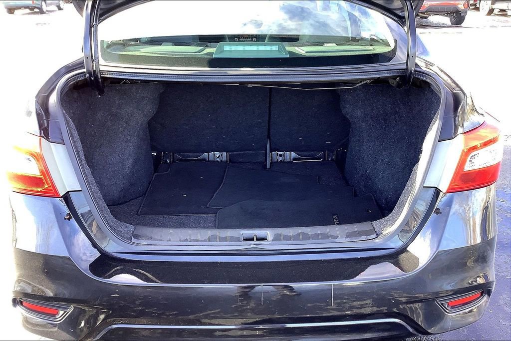 Used 2017 Nissan Sentra S image 31