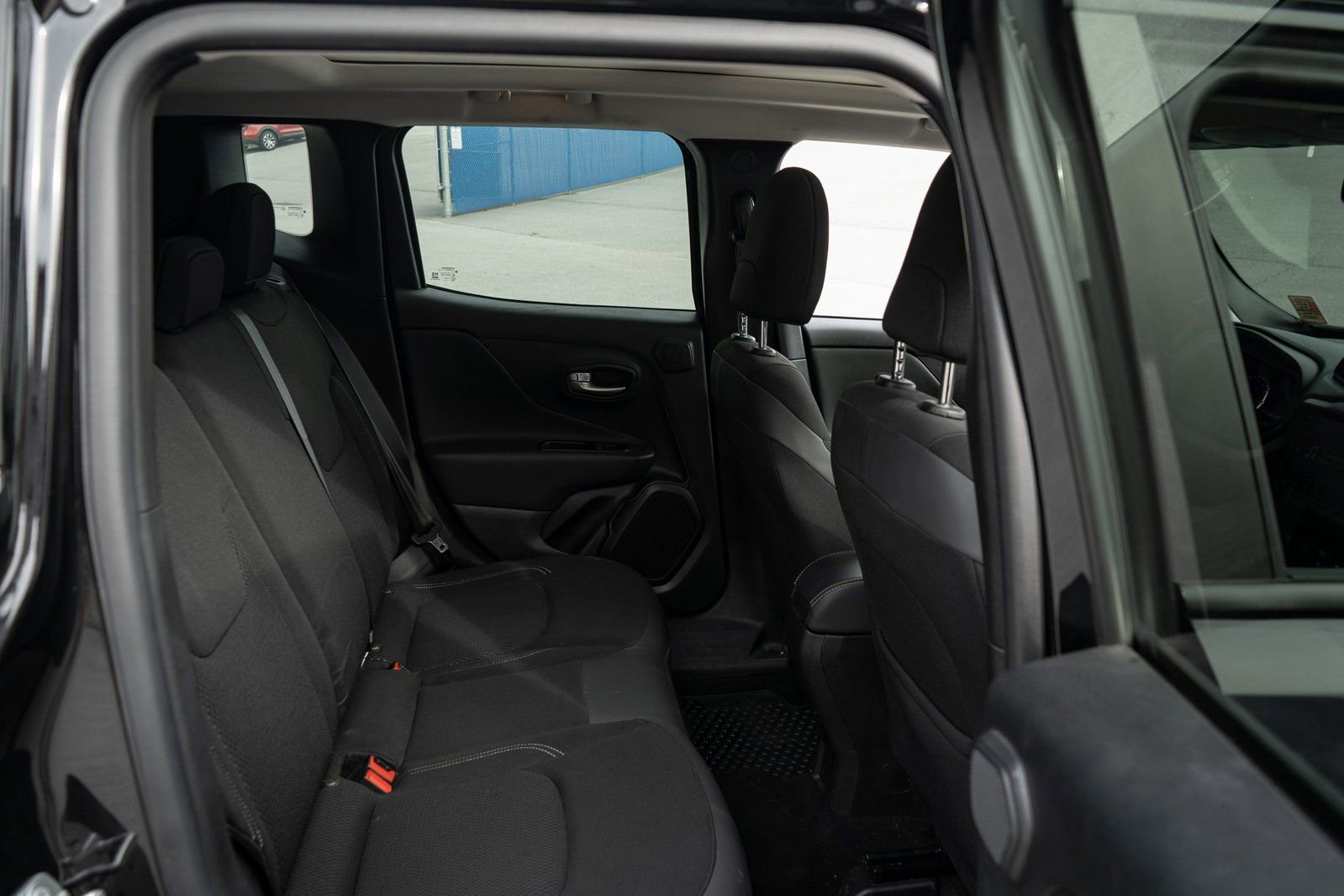 Used 2023 Jeep Renegade Latitude w/ Sun/Sound Group image 20