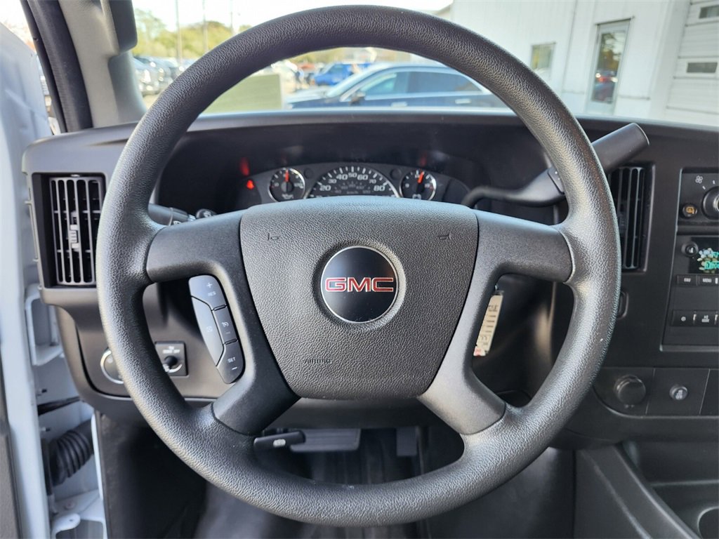 Used 2023 GMC Savana 2500 w/ Driver Convenience Package image 18