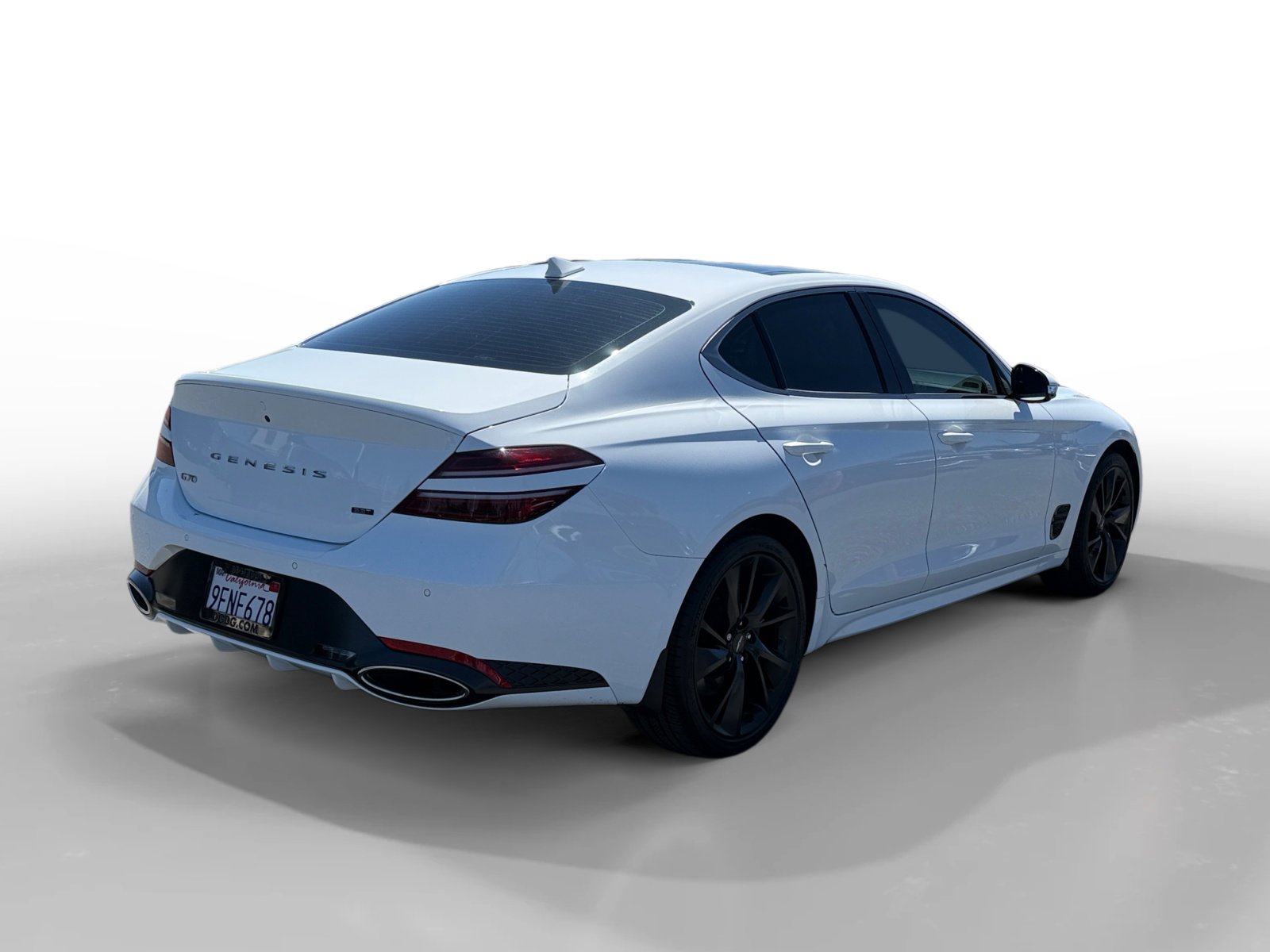 Used 2023 Genesis G70 3.3T w/ Sport Advanced Package image 5