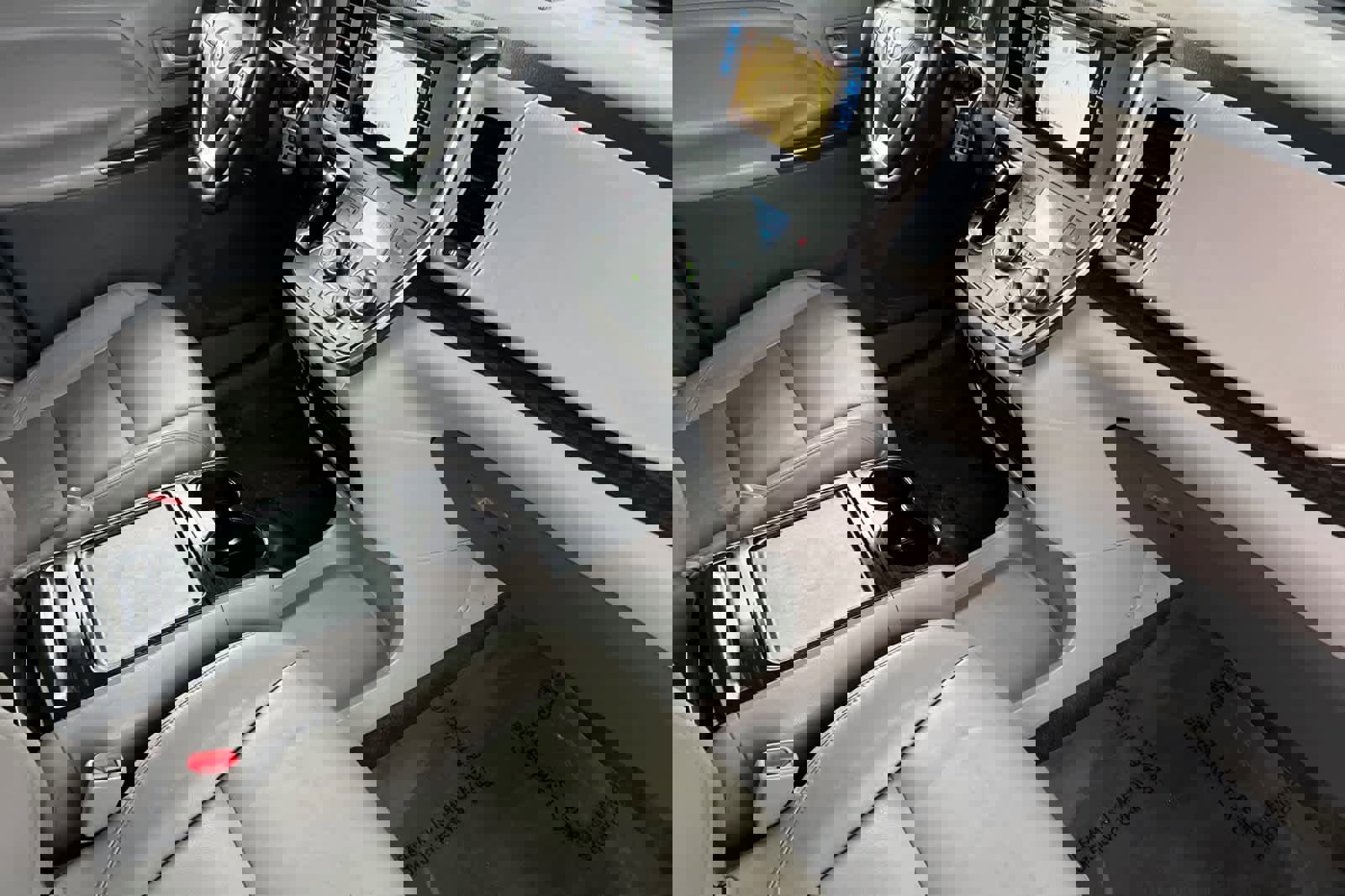 Used 2015 Toyota Sienna XLE w/ XLE Navigation Package image 19