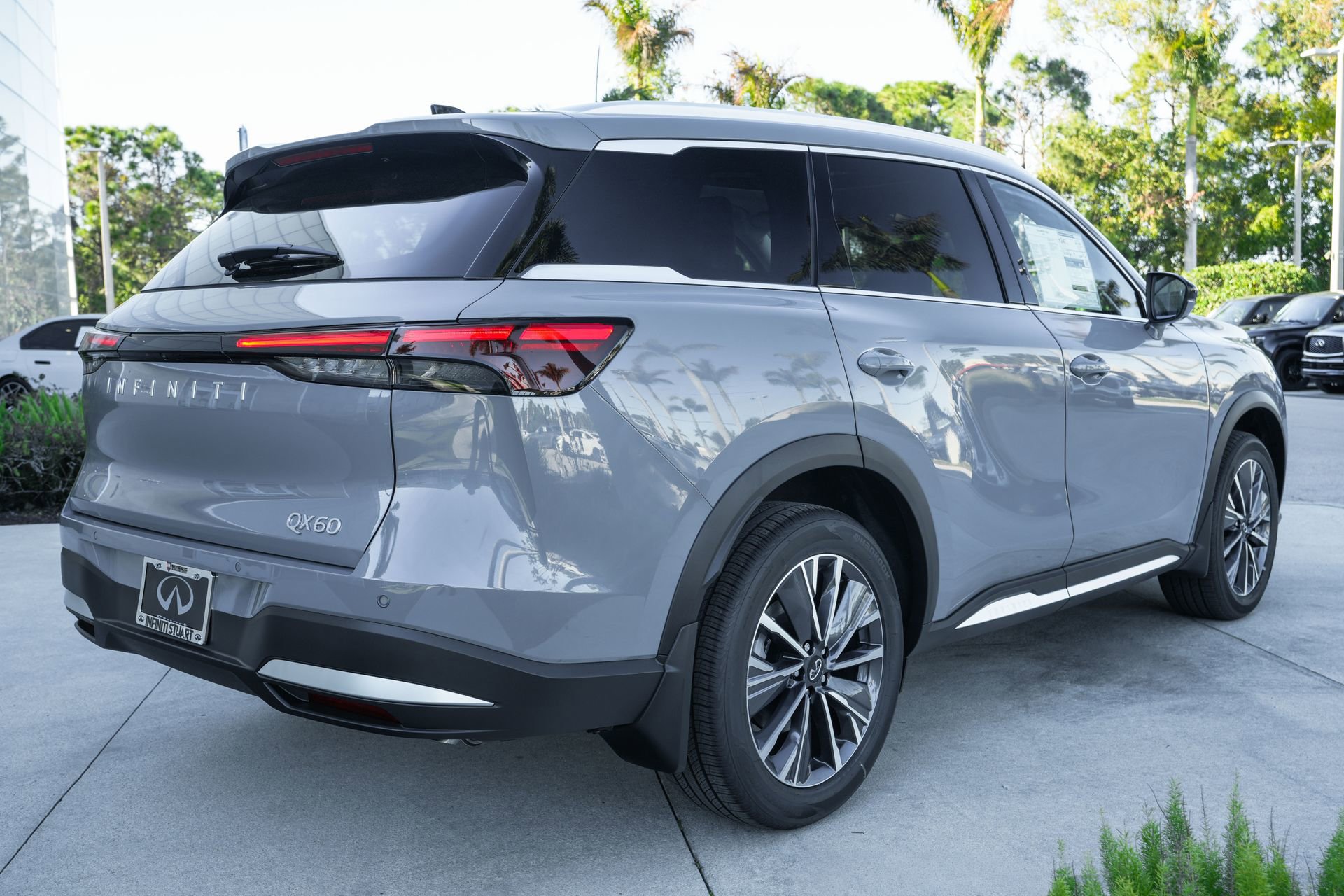 New 2026 INFINITI QX60 Luxe w/ Cargo Package image 22