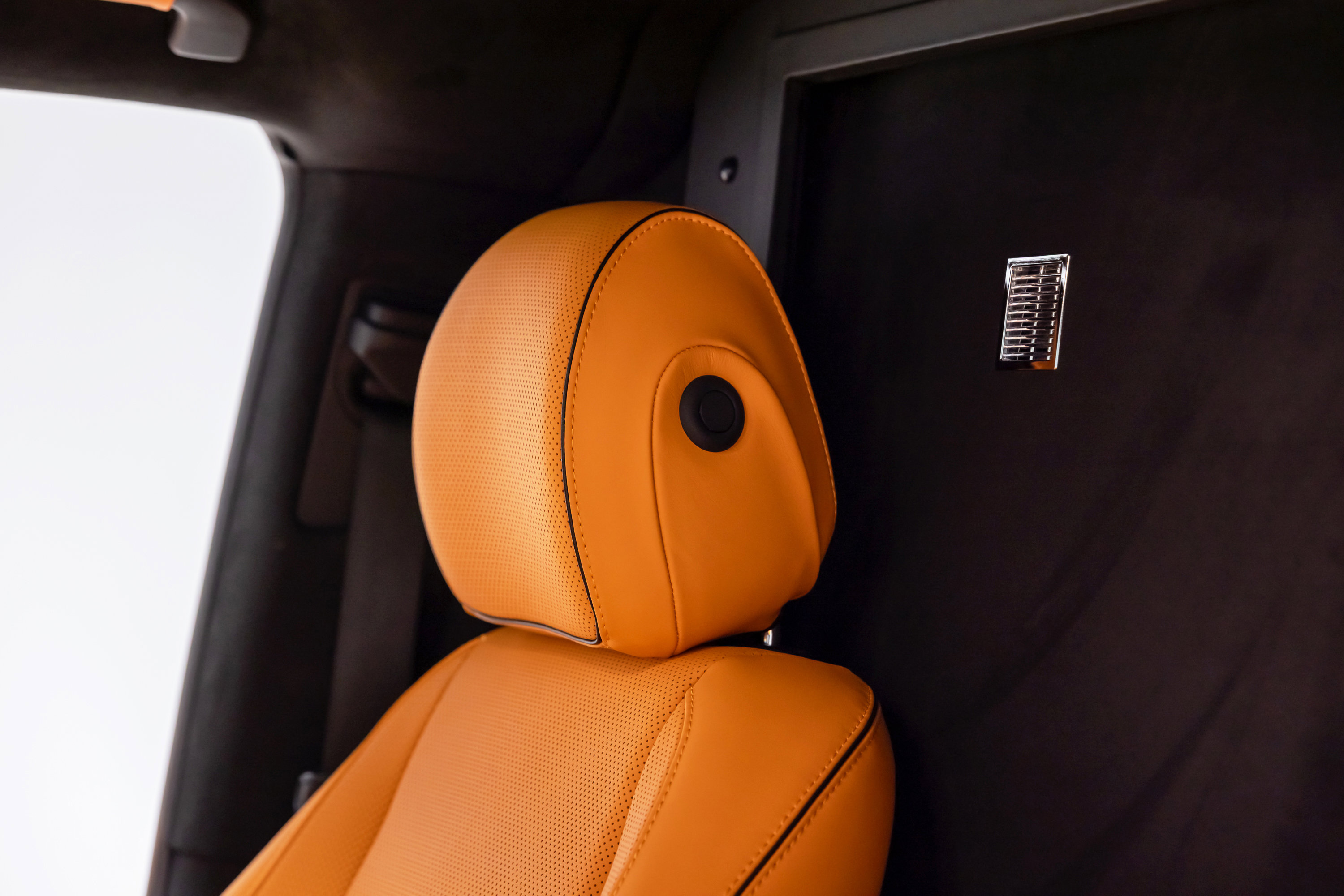 Used 2022 Mercedes-Benz Metris Passenger image 43