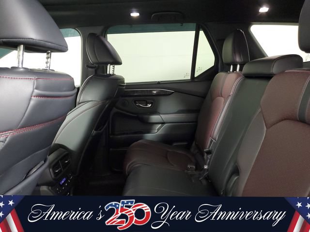 Used 2025 Honda Pilot Black Edition image 13