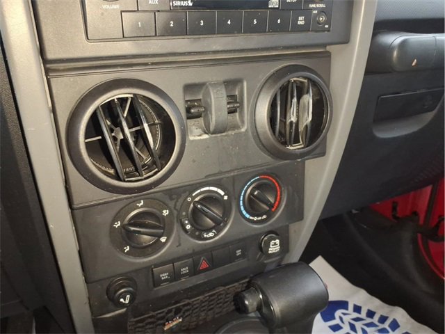 Used 2009 Jeep Wrangler Rubicon w/ PWR Convenience Group image 17