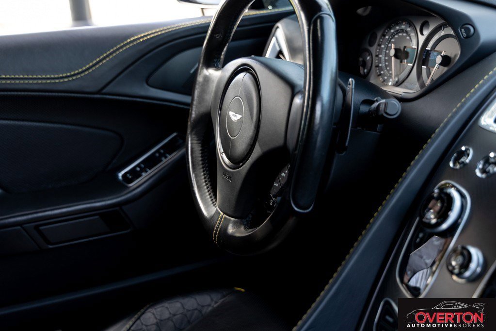 Used 2016 Aston Martin Vanquish Coupe image 26